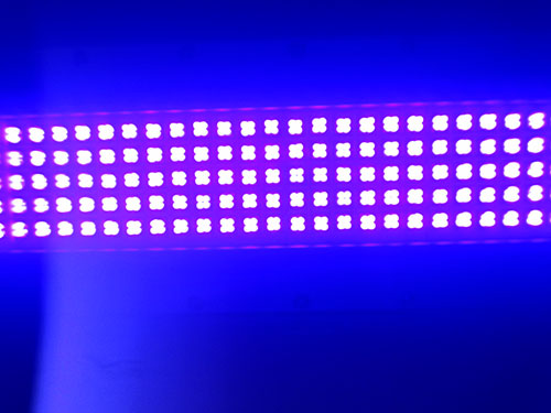 UV-LED固化機(jī)技術(shù)因節(jié)能、環(huán)保成為UV LED面光源發(fā)展方向